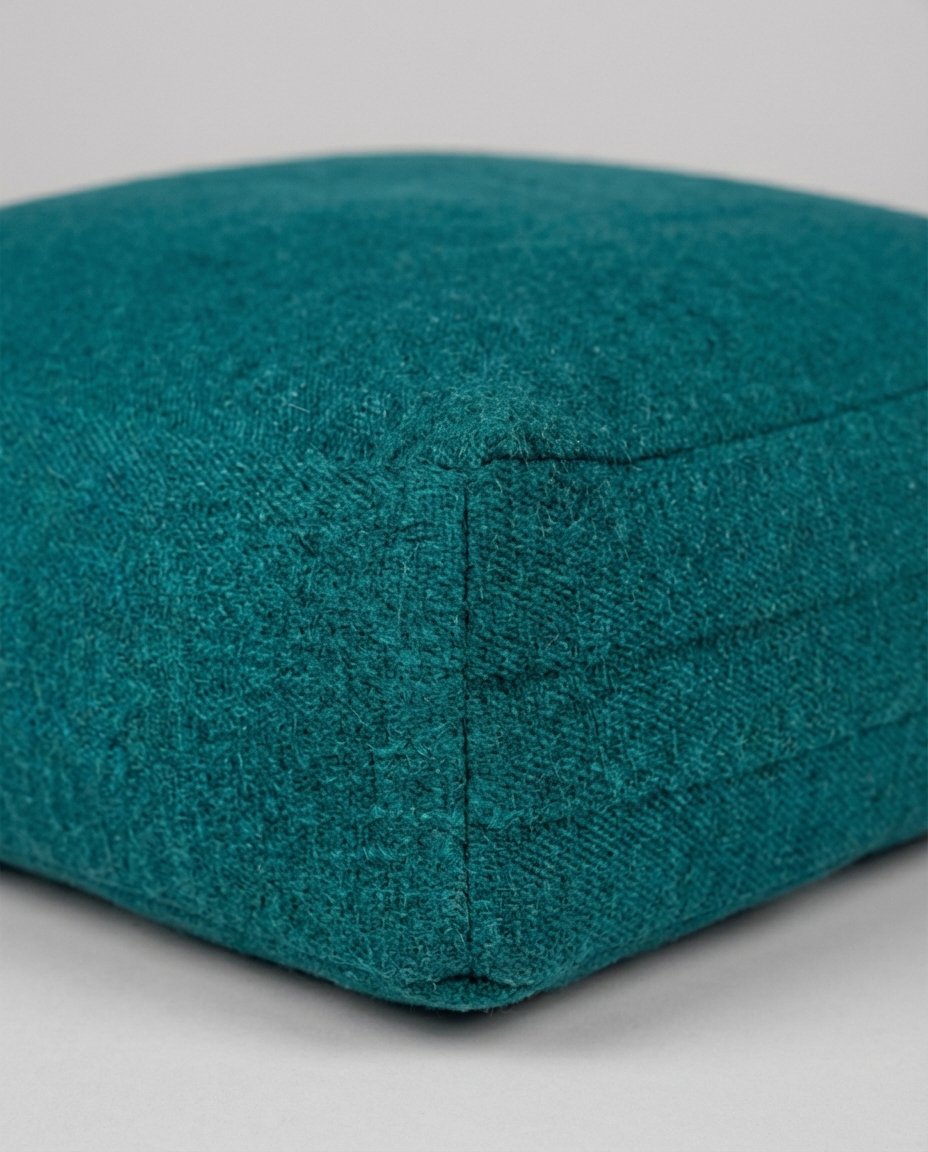 machine washable jute cover for chewproof dog bed